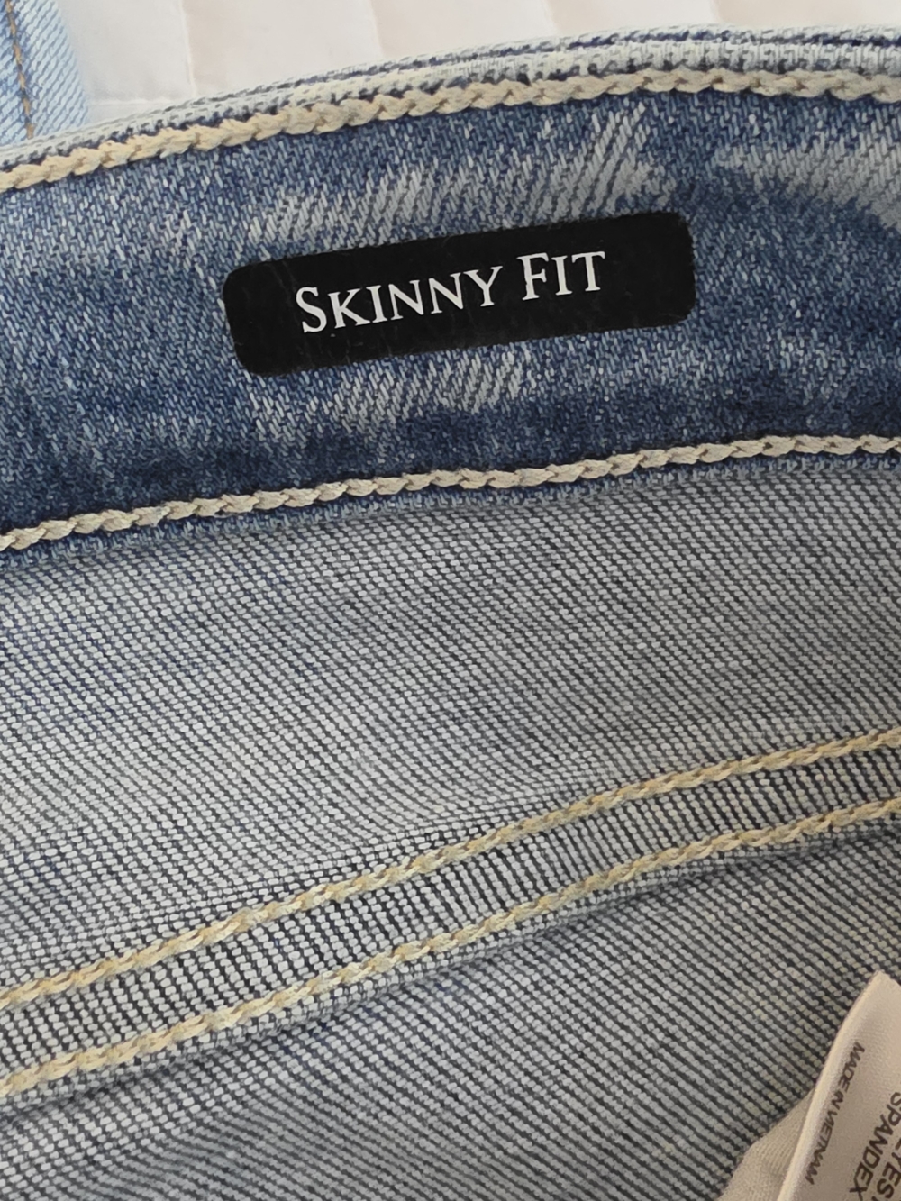 Judy Blue Bleach Splash Shark Bite Skinny Jeans Light Wash Mid Rise Womens 9/29 - Picture 10 of 11